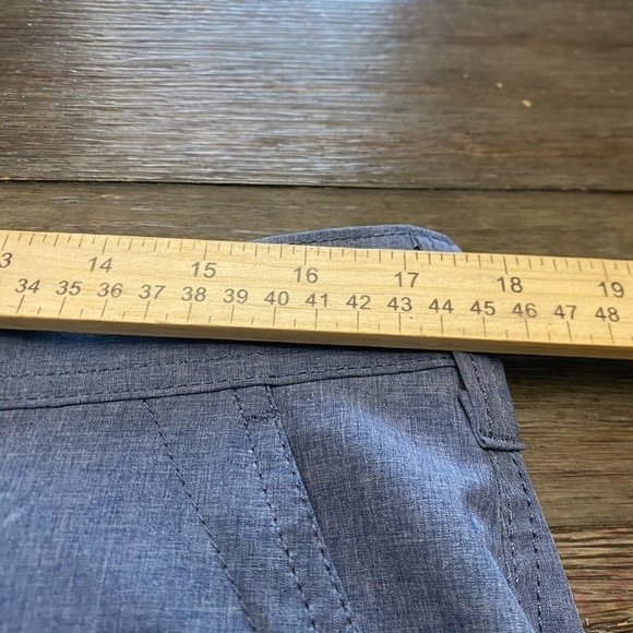 IRON CO. Stretch Cargo   Shorts  Blue  Gray  Size 34  NWT - Picture 6 of 8
